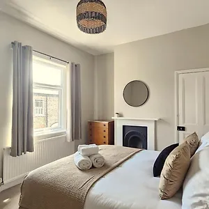 Holiday home St Pauls Terrace - 2 Bed House Nr Train Station, York